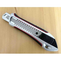 Premium Cuttermesser 18mm
